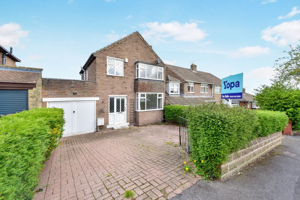 Property photo 1 of 20 Property Front