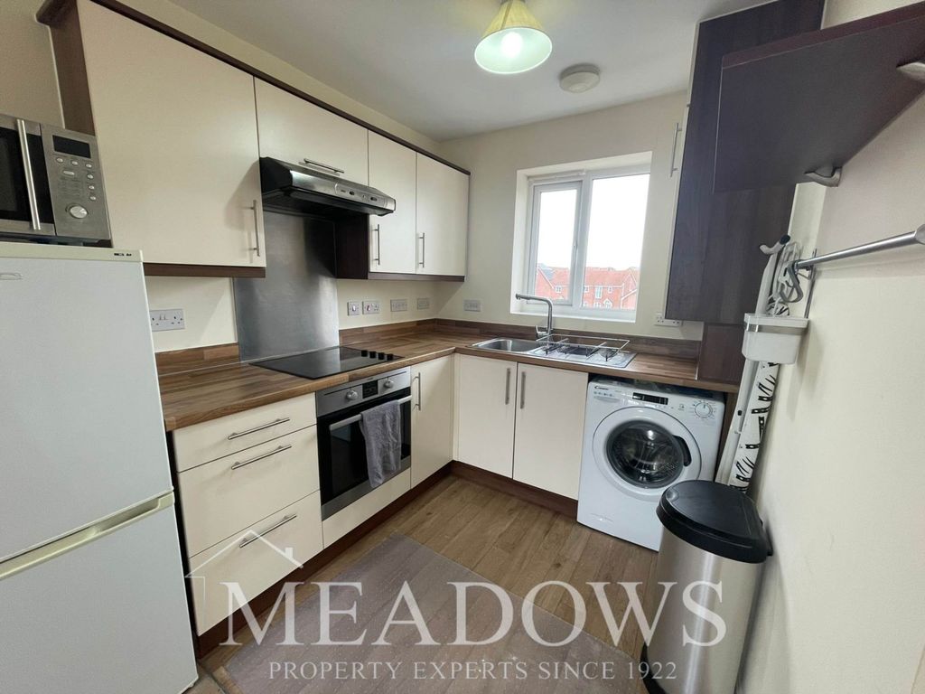 Property photo 3 of 6