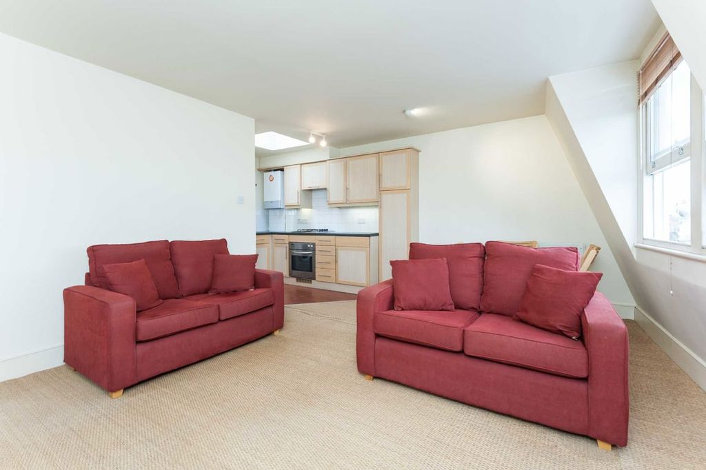 Property photo 2 of 4