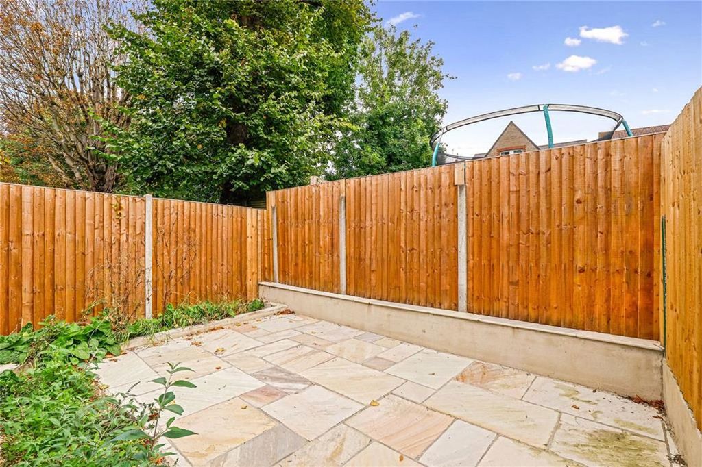 Property photo 2 of 6