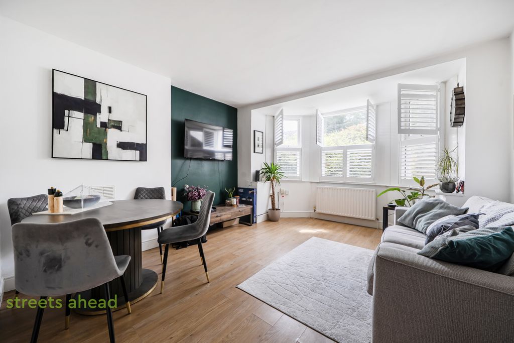 Property photo 1 of 20 F0E6Eae8-41Be-46B...