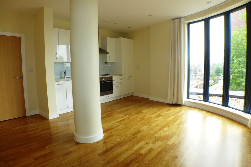 Property photo 2 of 14