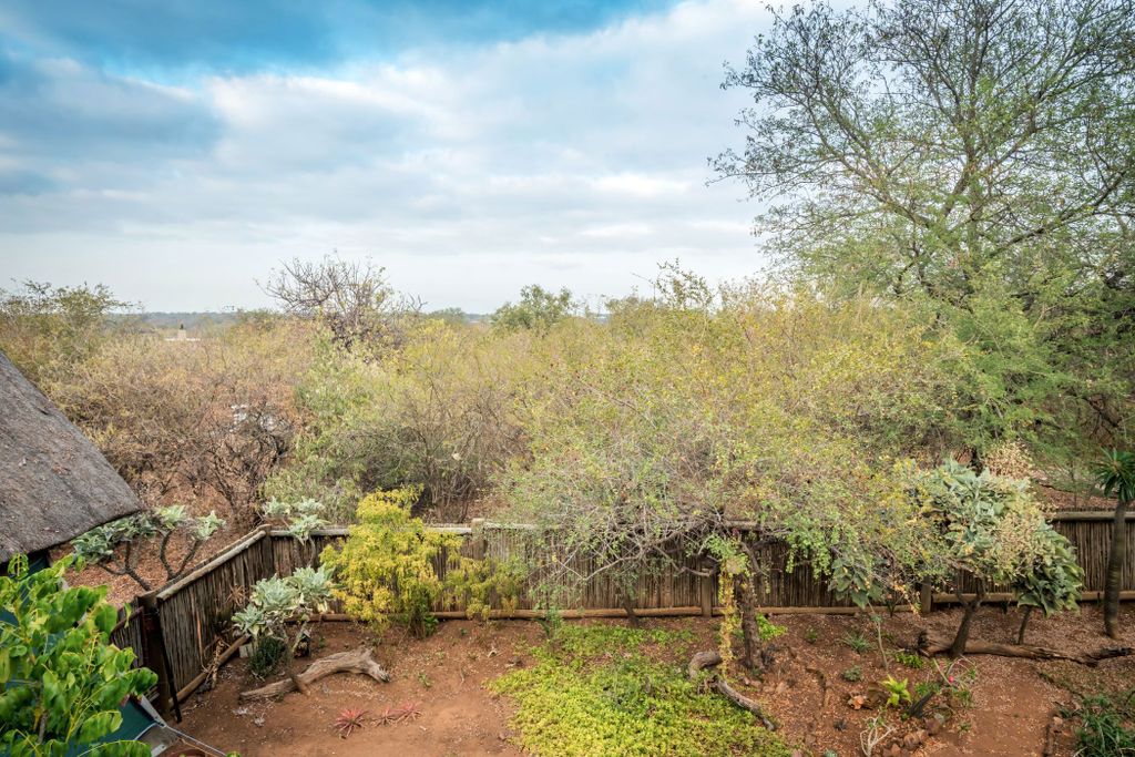 Property photo 3 of 26 1Hs1661513