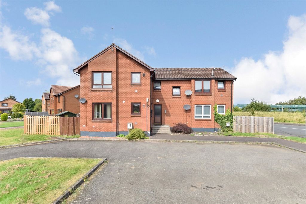 Property photo 1 of 19 External