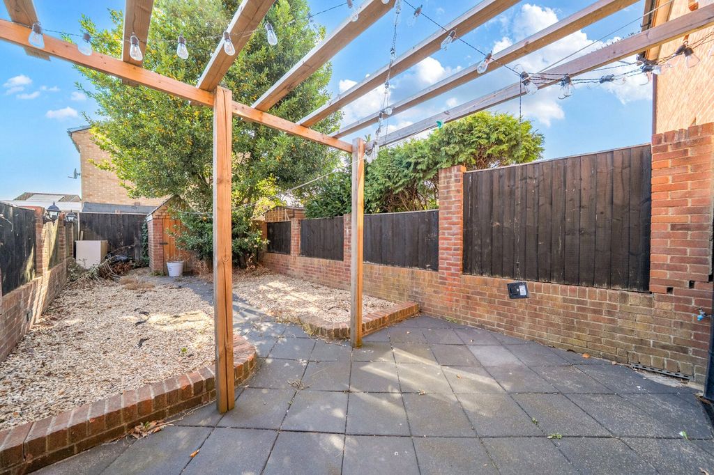 Property photo 2 of 15 Picture No. 02