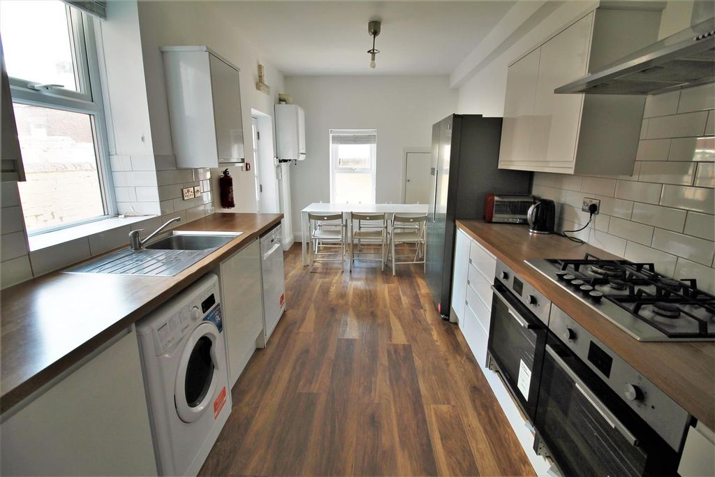 Property photo 1 of 11 Img_1969.Jpg