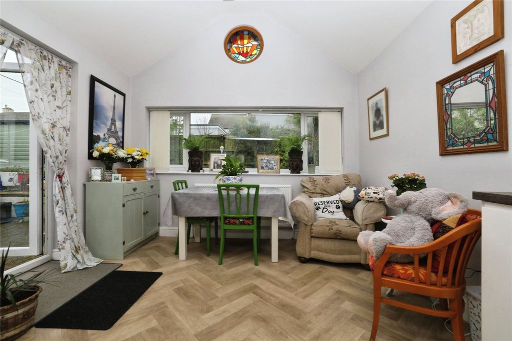 Property photo 3 of 19 Picture No. 04