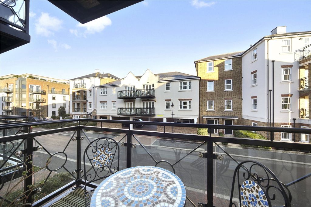 Property photo 2 of 12 Balcony