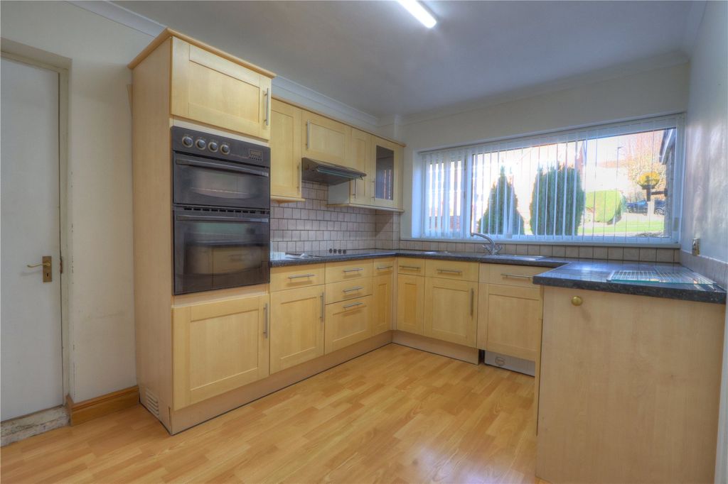 Property photo 2 of 11 Picture No. 07