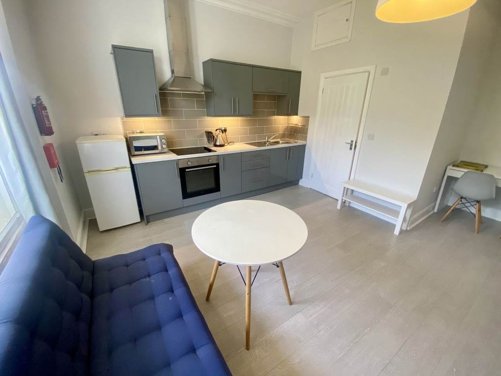 Property photo 2 of 15 Photo 2