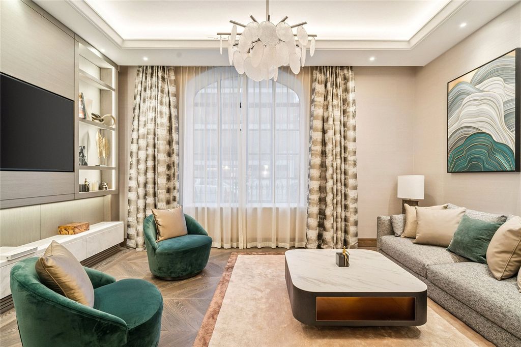 Property photo 1 of 16 Picture No. 14