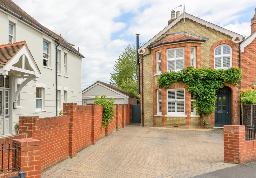 Property photo 1 of 22