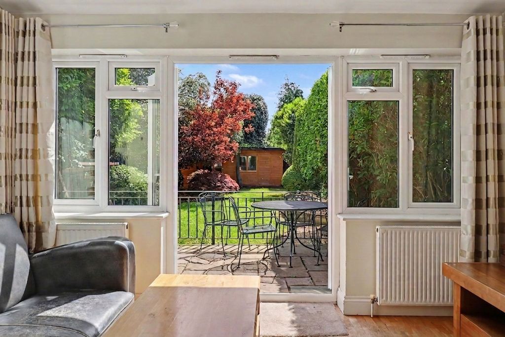 Property photo 3 of 22