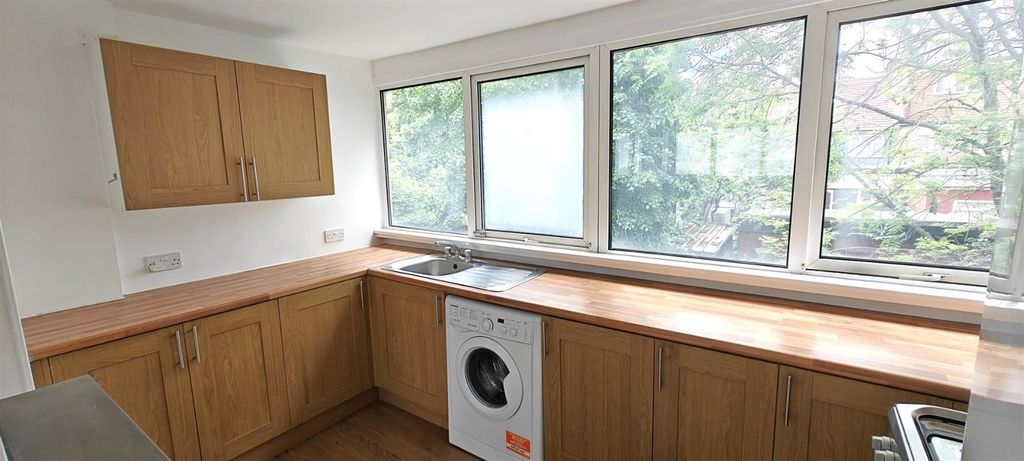 Property photo 3 of 17 Picture No. 20