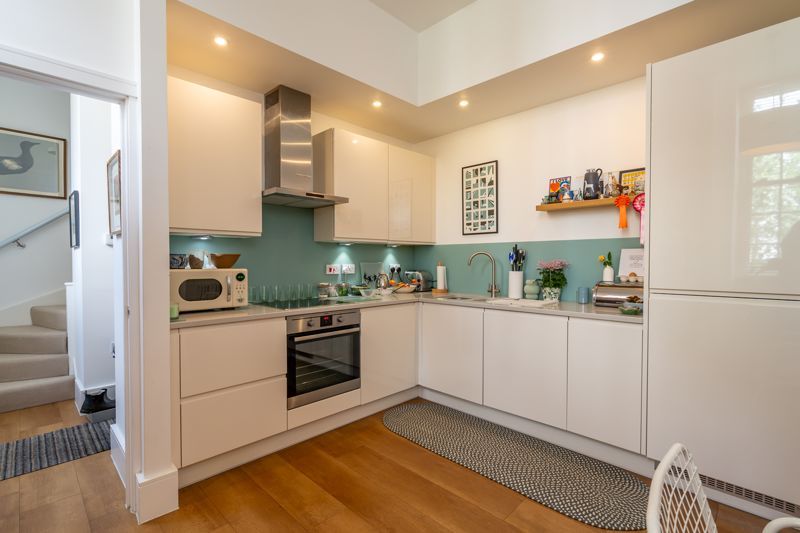 Property photo 3 of 15 Photo 2