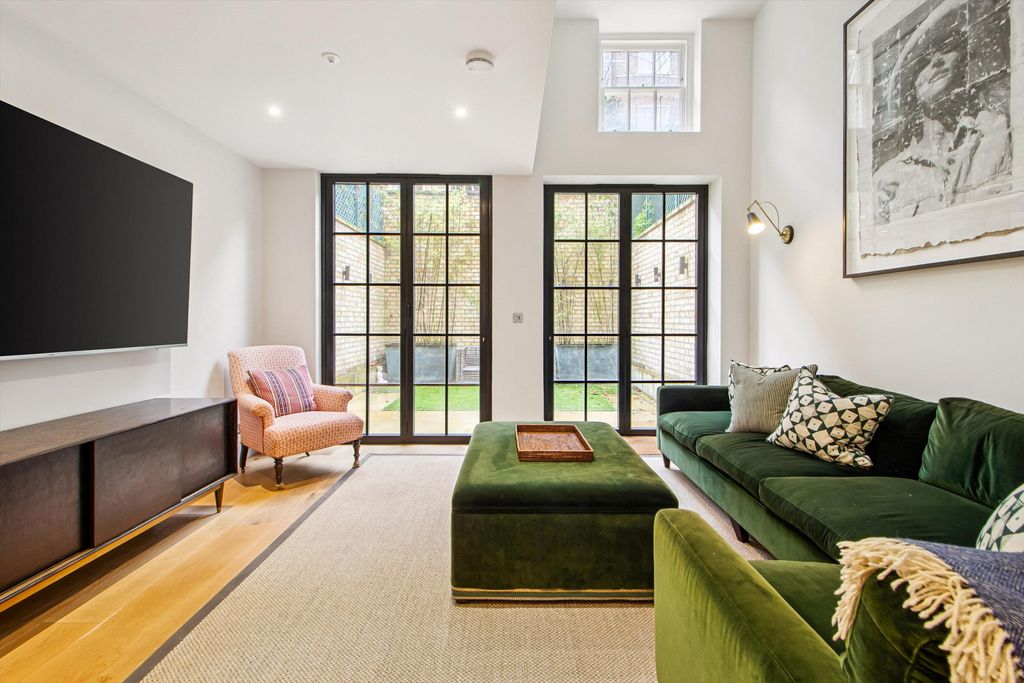 Property photo 1 of 21 Image