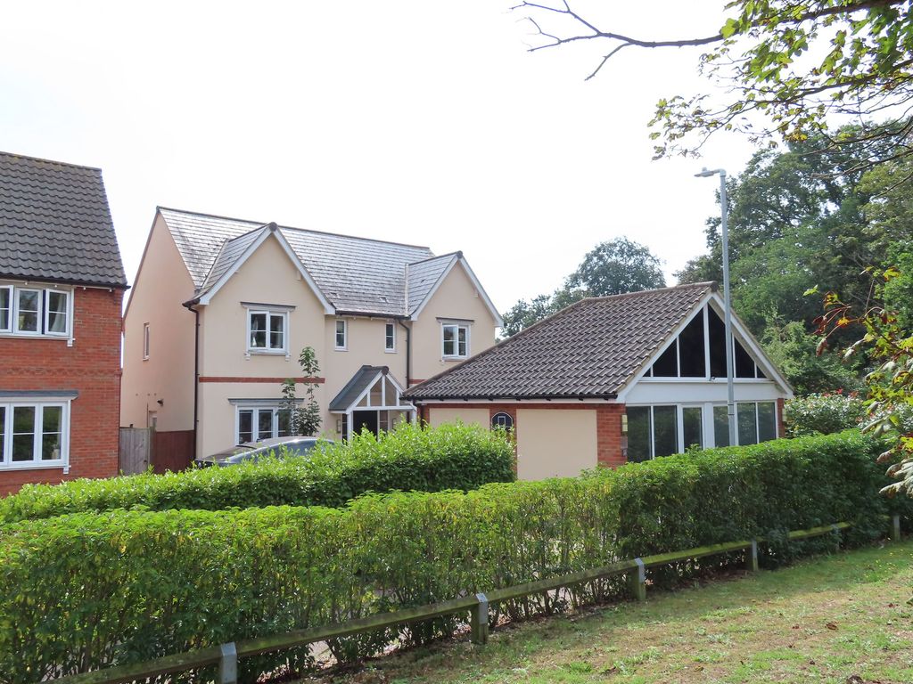Property photo 1 of 20