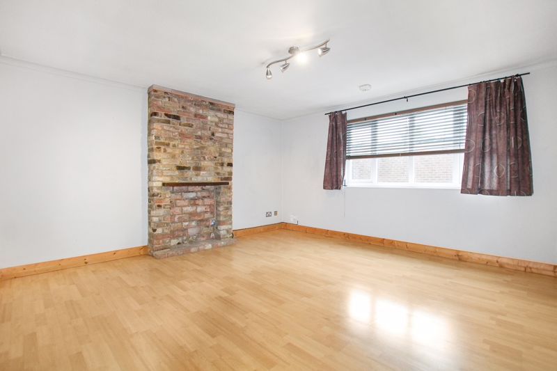 Property photo 2 of 5 Photo 3