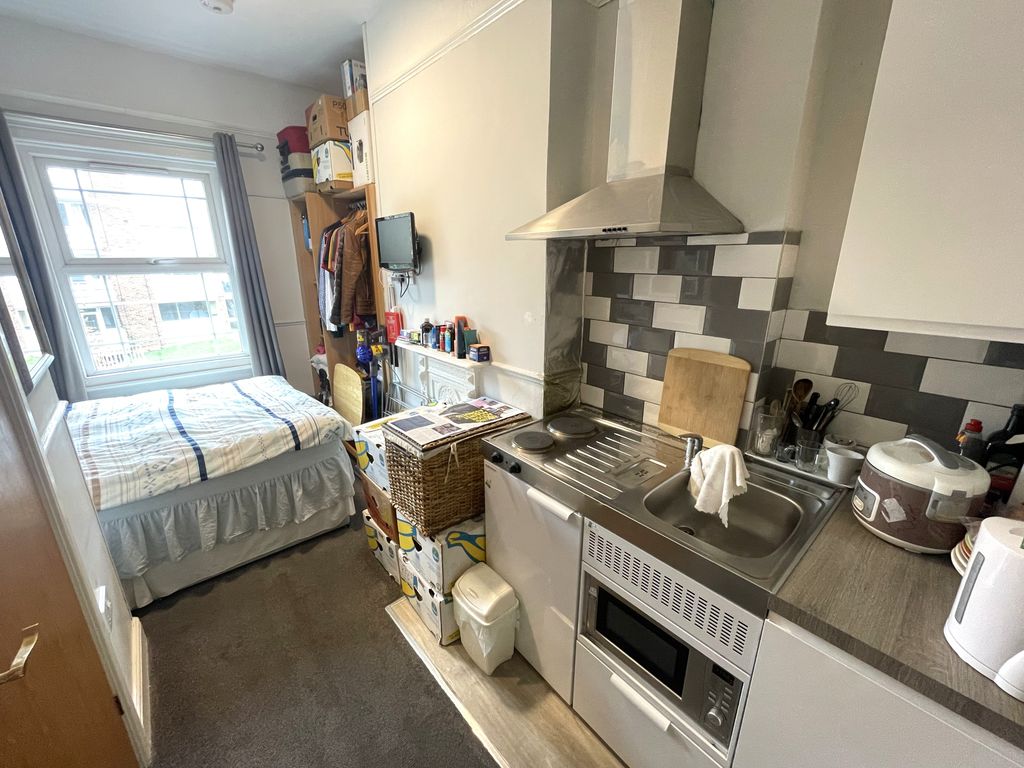 Property photo 3 of 6 Img_8325