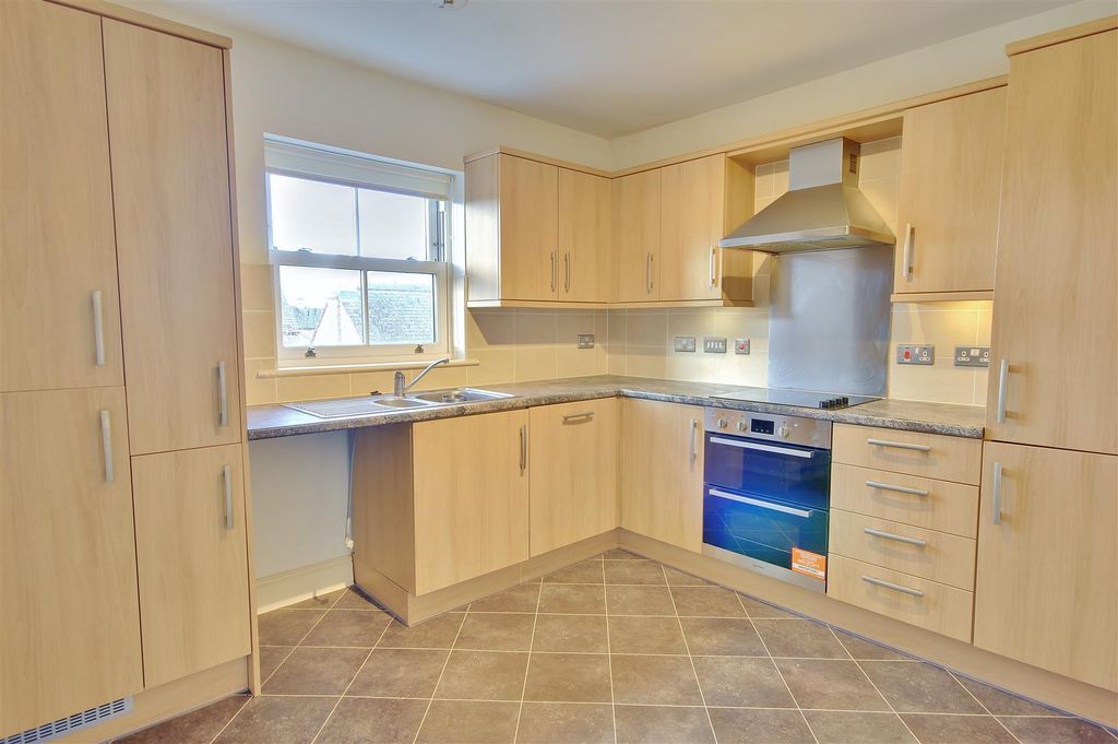 Property photo 3 of 7 11Mews2.Jpg