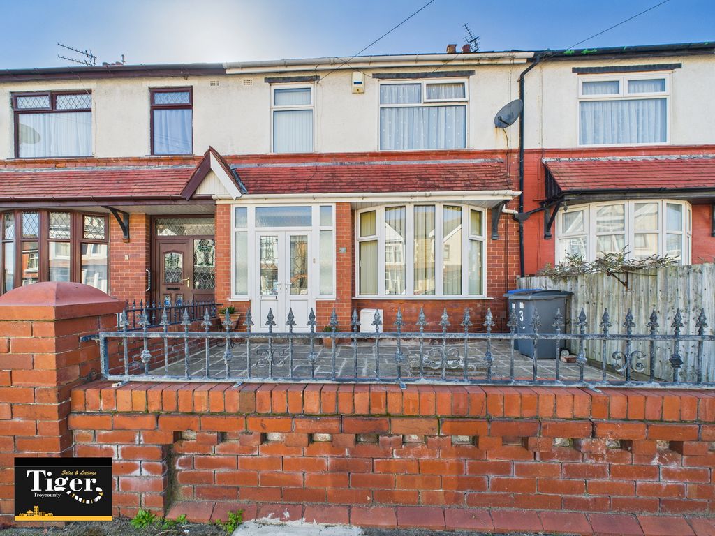 Property photo 2 of 19 Cam02176G0-Pr0558-Still012