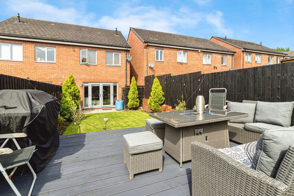 Property photo 3 of 14 Rear Garden