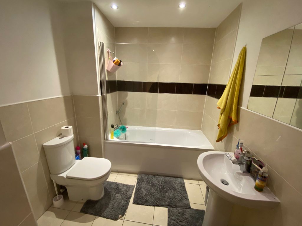 Property photo 3 of 8