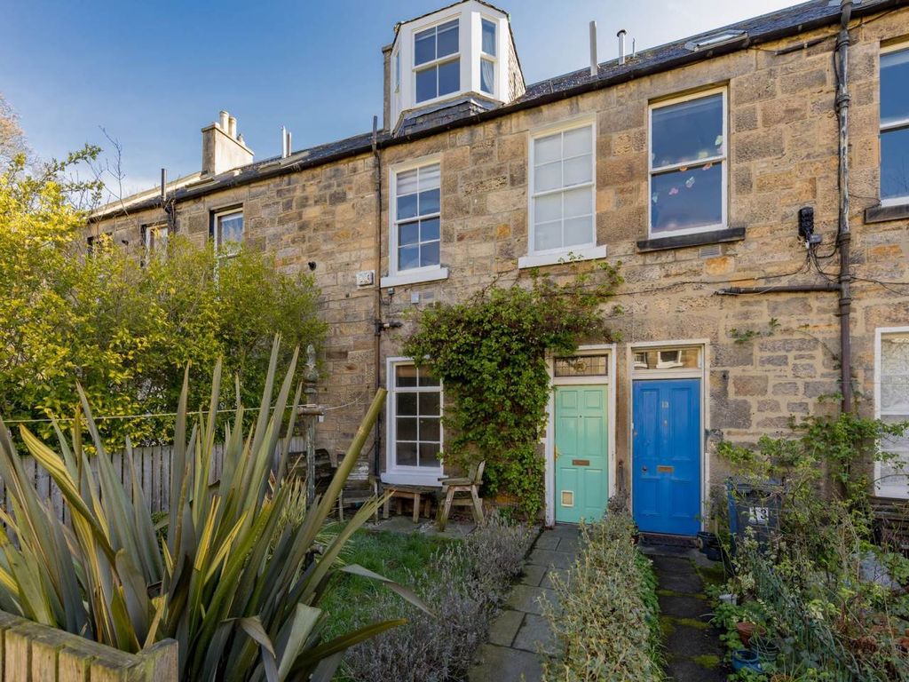 Property photo 1 of 9 78226_Colvillepl-001