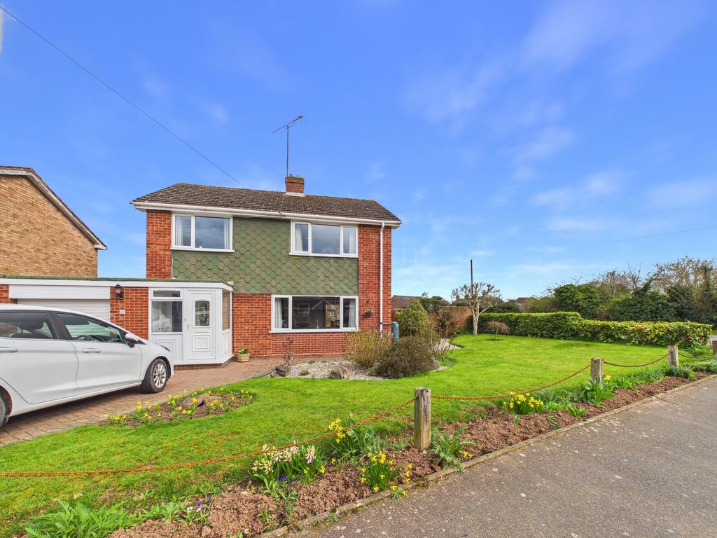 Property photo 1 of 40