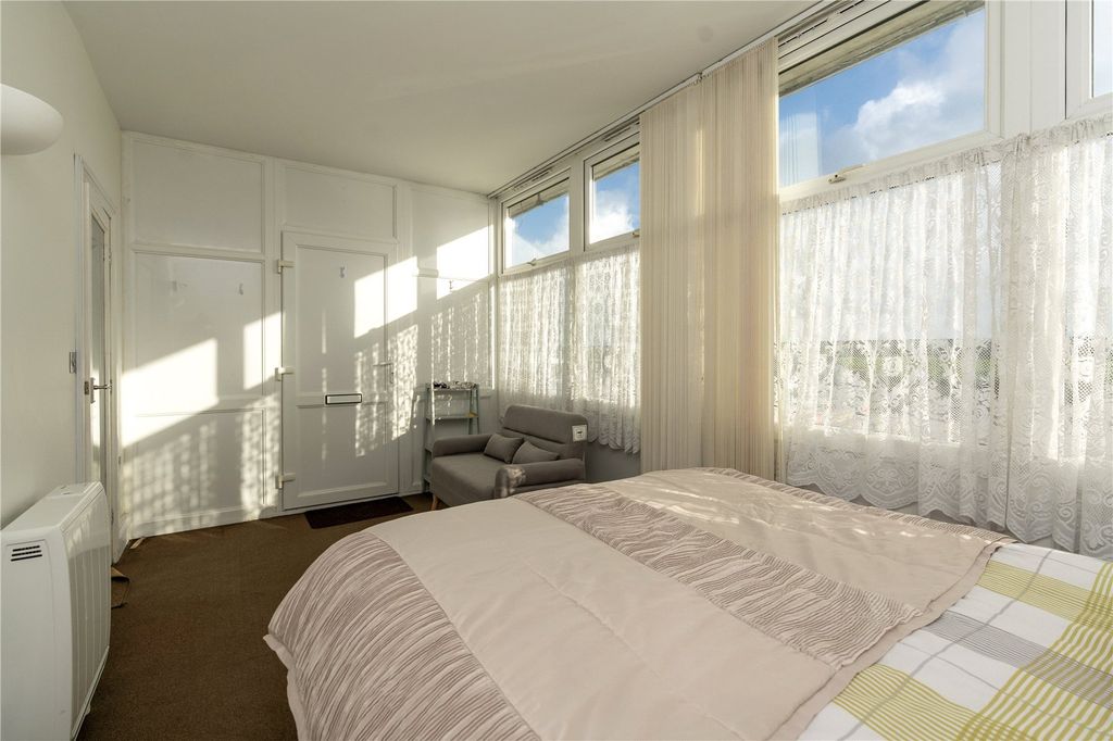 Property photo 2 of 10 Picture No. 01