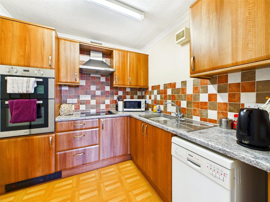 Property photo 3 of 10 Picture 3