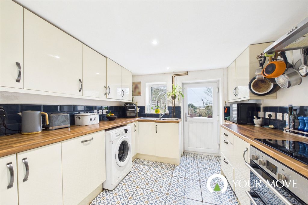 Property photo 3 of 16 Picture No. 29