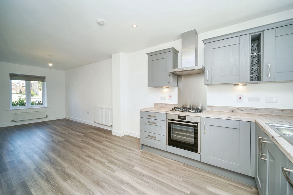 Property photo 2 of 20 Image