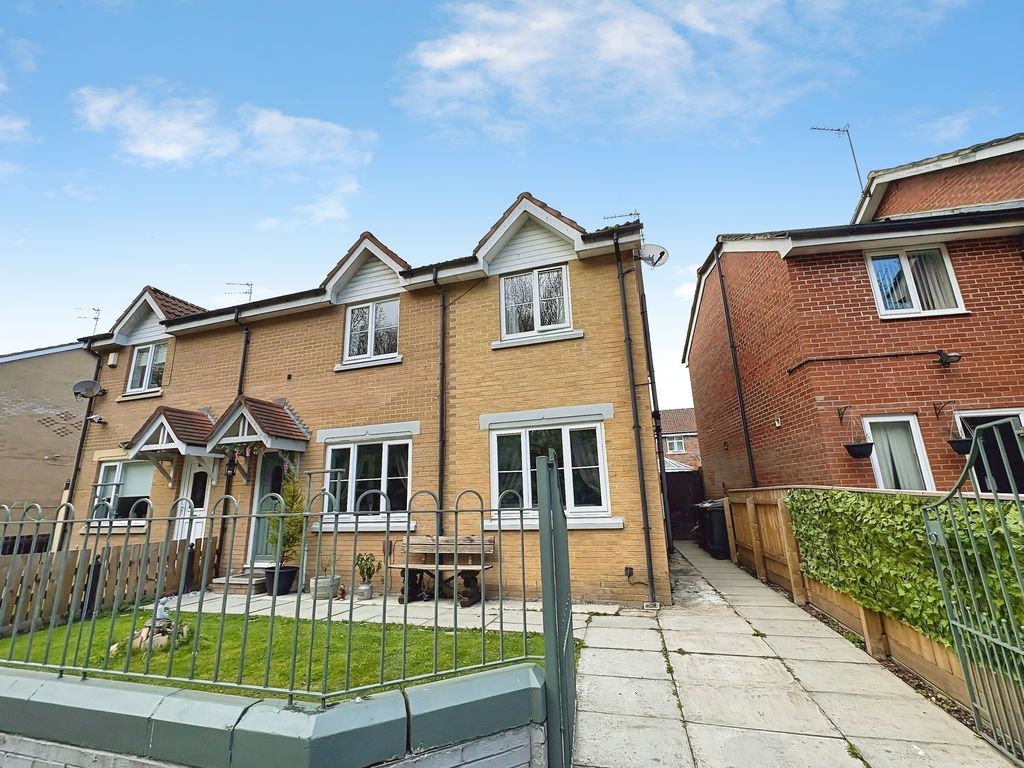 Property photo 1 of 19 Photo 7