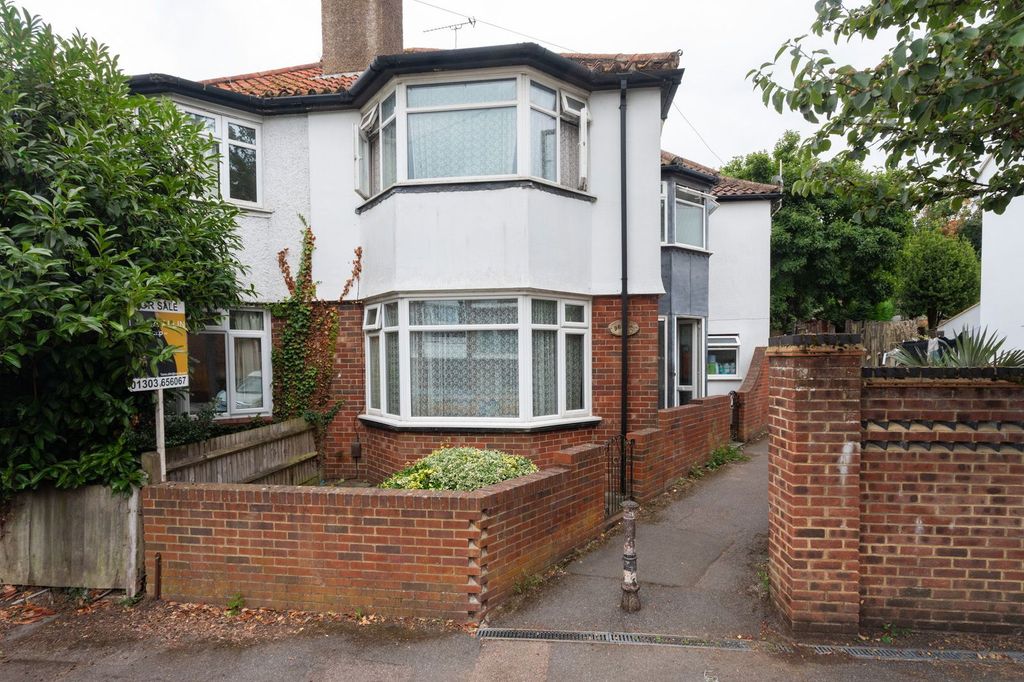 Property photo 1 of 34