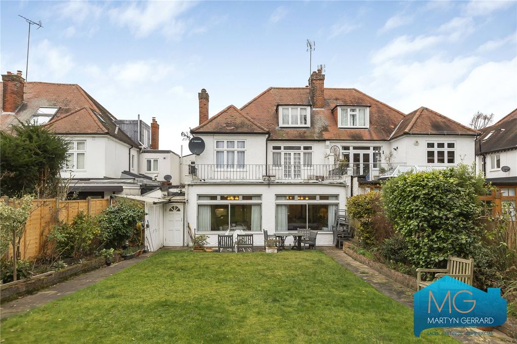 Property photo 2 of 22 Picture No. 50