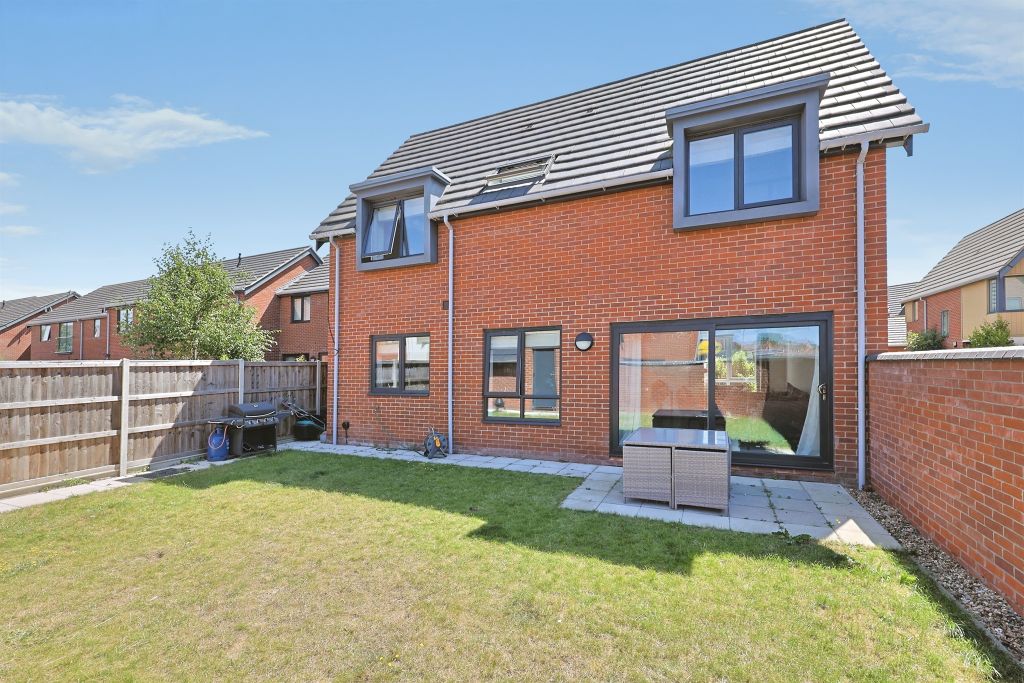 Property photo 1 of 14