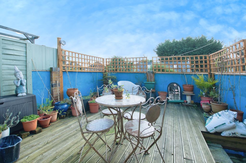 Property photo 1 of 9 Patio