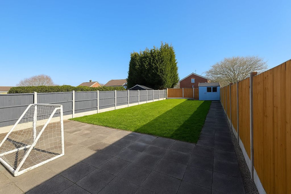 Property photo 2 of 20 Rear Garden