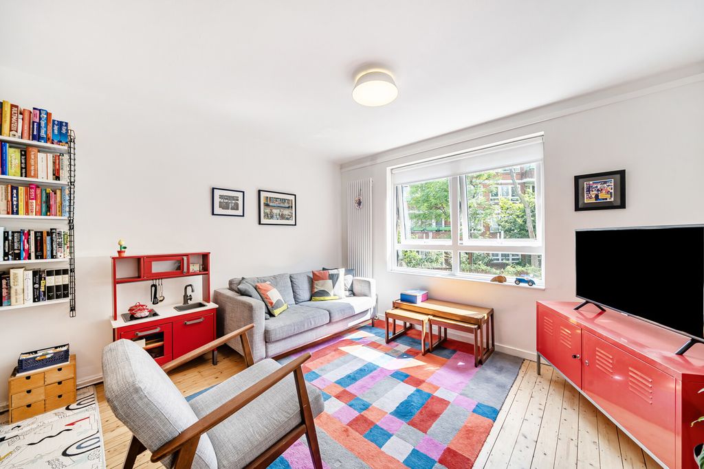 Property photo 1 of 19 Reception