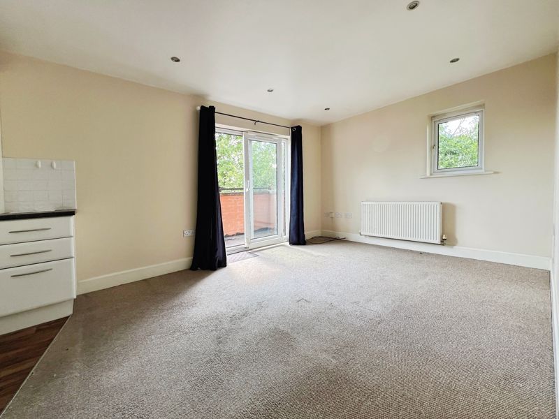 Property photo 3 of 11 Kitchen Diner/Lounge