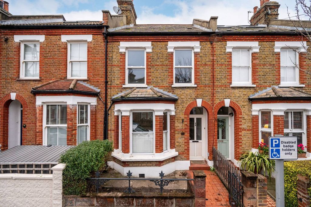 Property photo 1 of 7