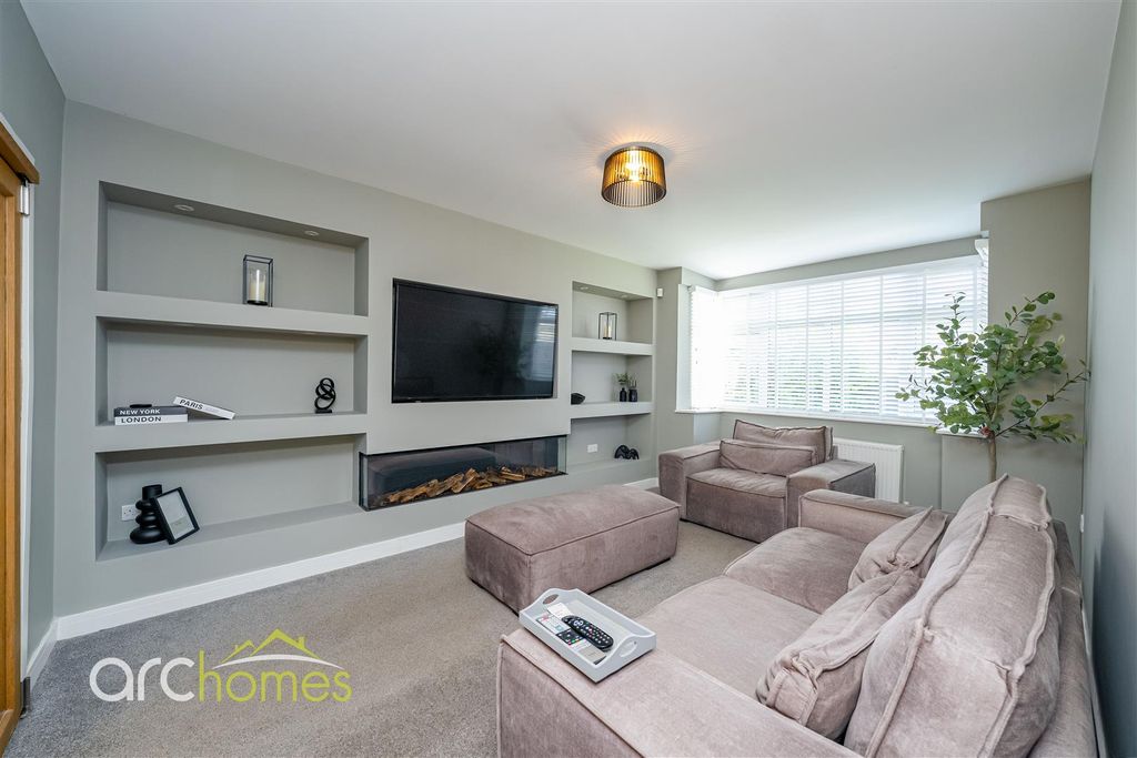 Property photo 2 of 36 Park-5.Jpg
