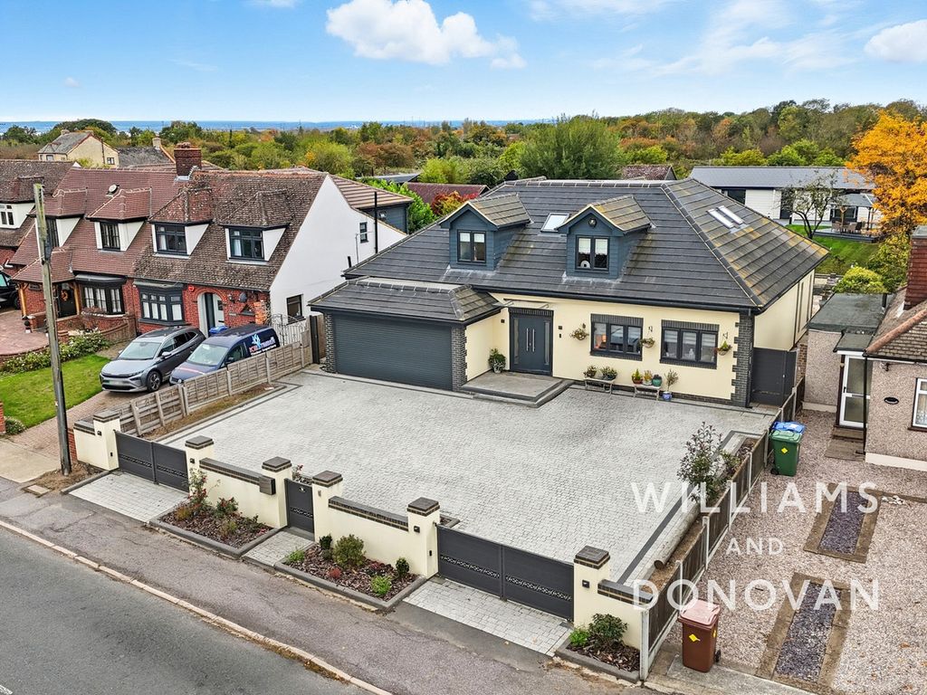 Property photo 1 of 50