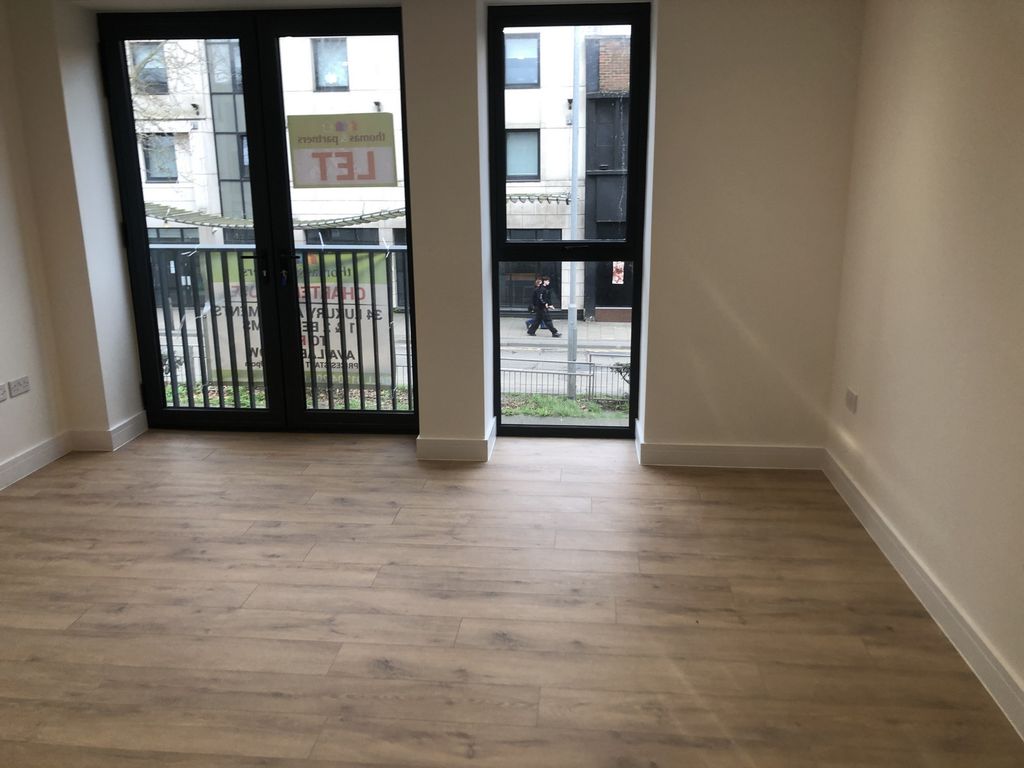 Property photo 2 of 7 Photo 1