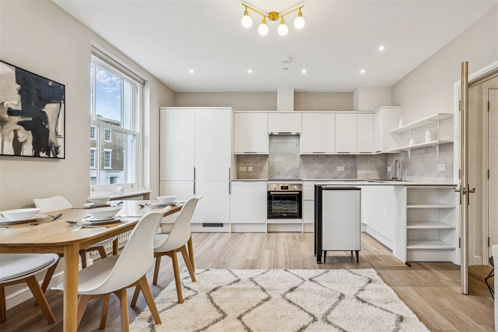 Property photo 3 of 9 8.Jpg