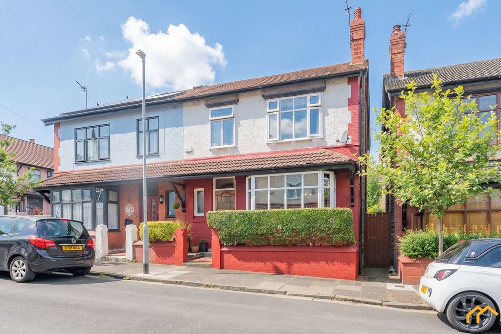Property photo 1 of 34