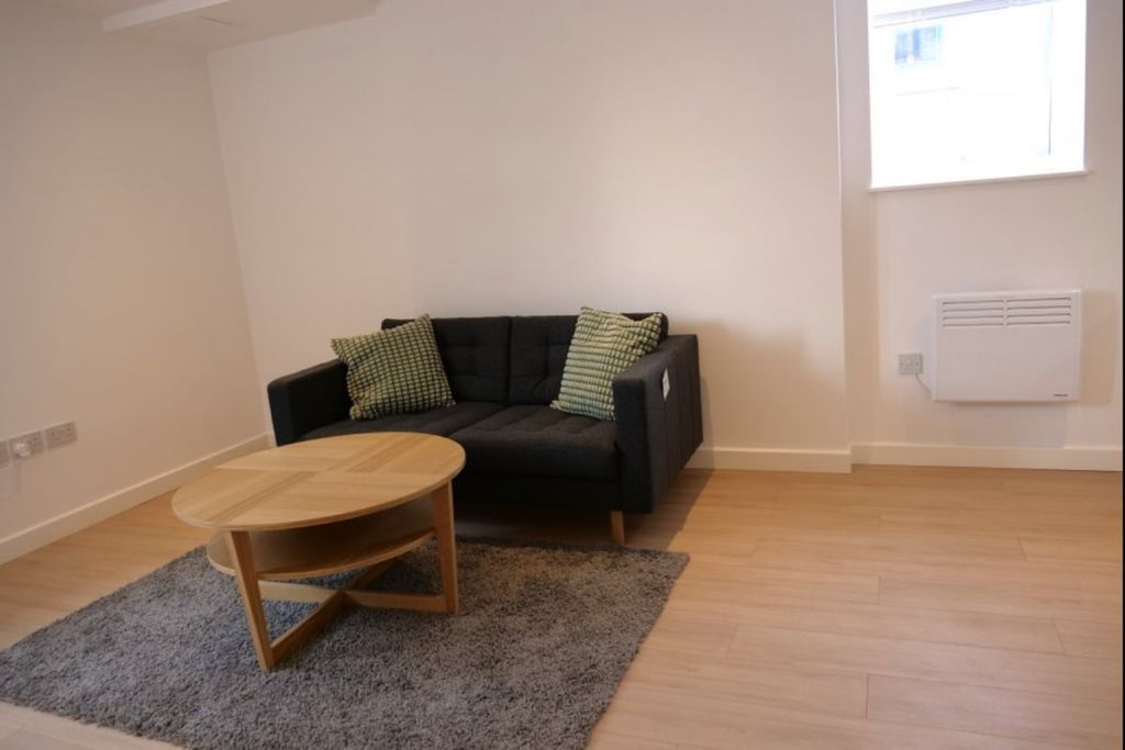 Property photo 3 of 12