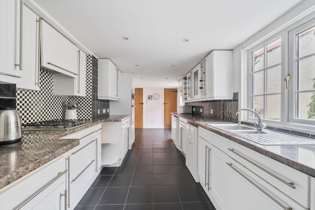 Property photo 1 of 21 1416569-9-6996F2Bba90B6