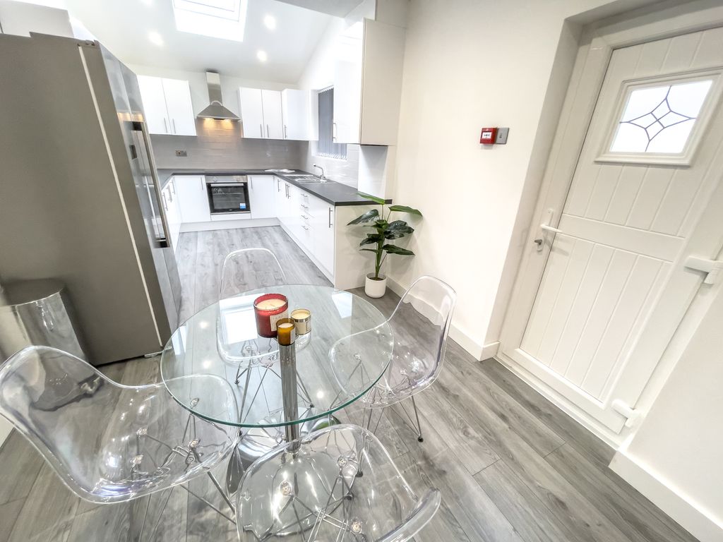 Property photo 2 of 13 Img_5348